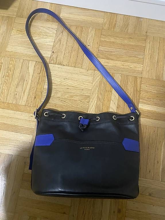 Longchamp Borse da donna: Longchamp Beuteltasche schwarz – Usato da Wetzikon ZH venduto da ays_vlq7 2