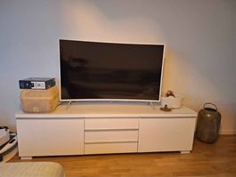 Ikea Besta Burs TV Bank mit Glasplatte 