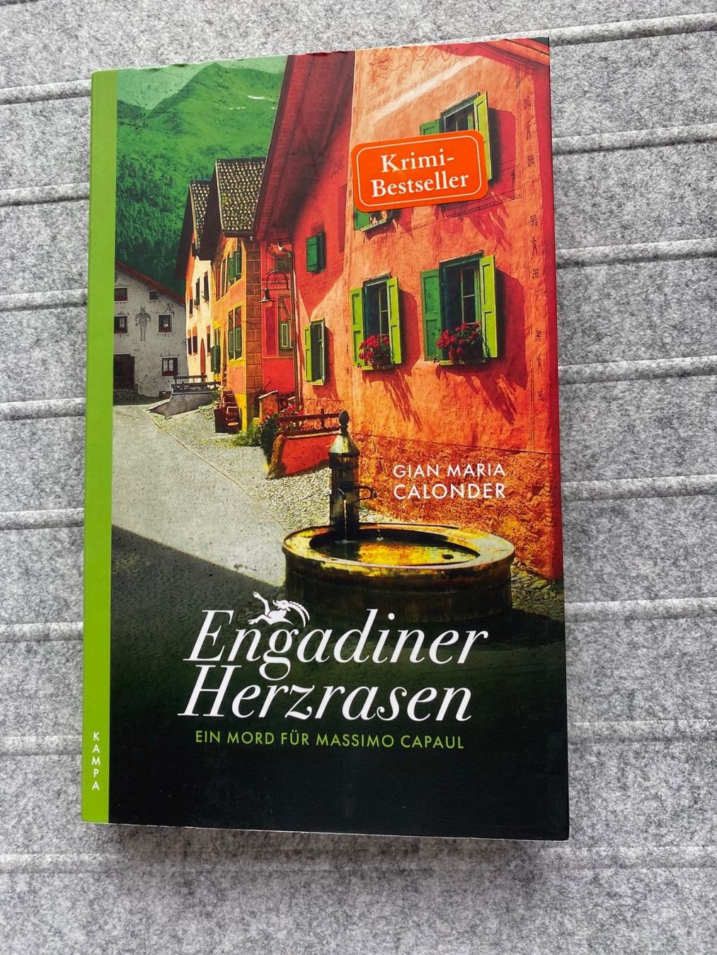 Libri: Krimi: Engadiner Herzrasen mit Massimo Capaul – Usato da Ottikon venduto da lo99
