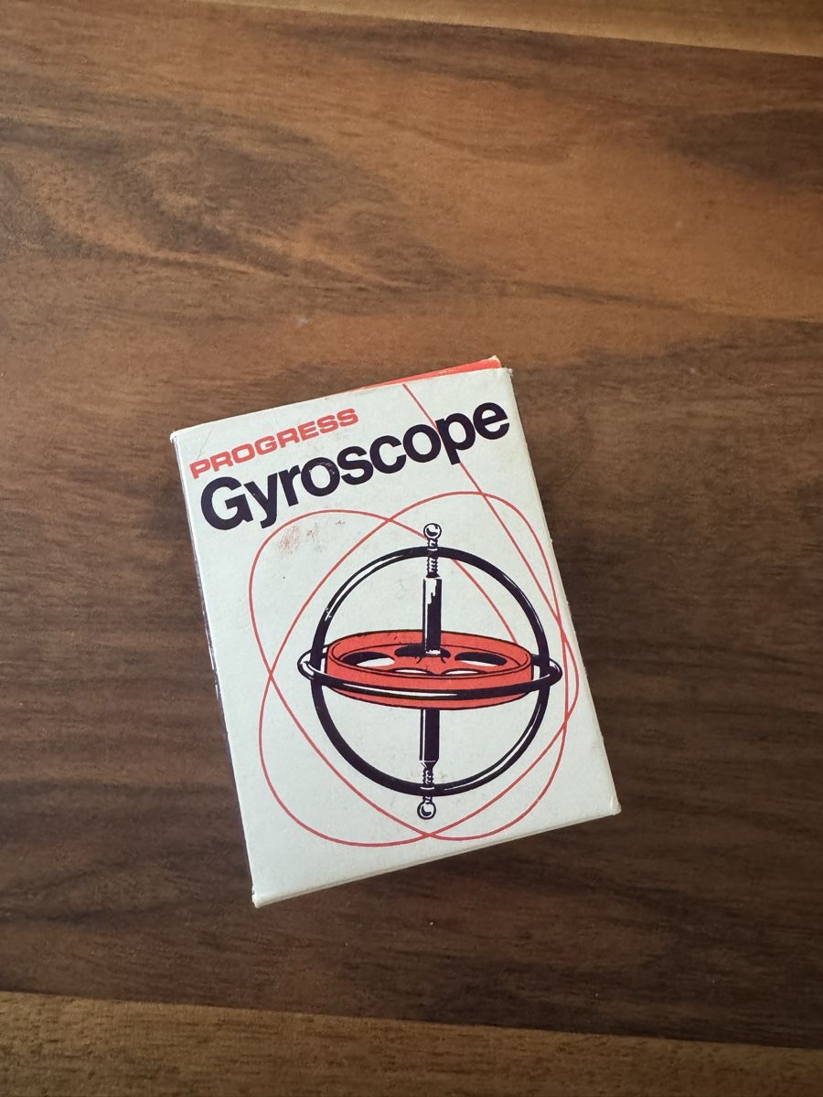 Jouets: Gyroscope altes Spielzeug – D'occasion à Sursee par Dersempacher