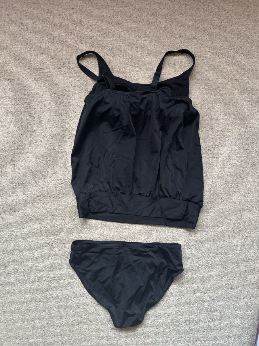 Lascana Badekleider & Bikinis: Lascana Tankini Set schwarz Grösse 36 – Gebraucht aus Buchs AG von tifena 3