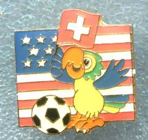 Fussball  USA  Schweiz  Papagei