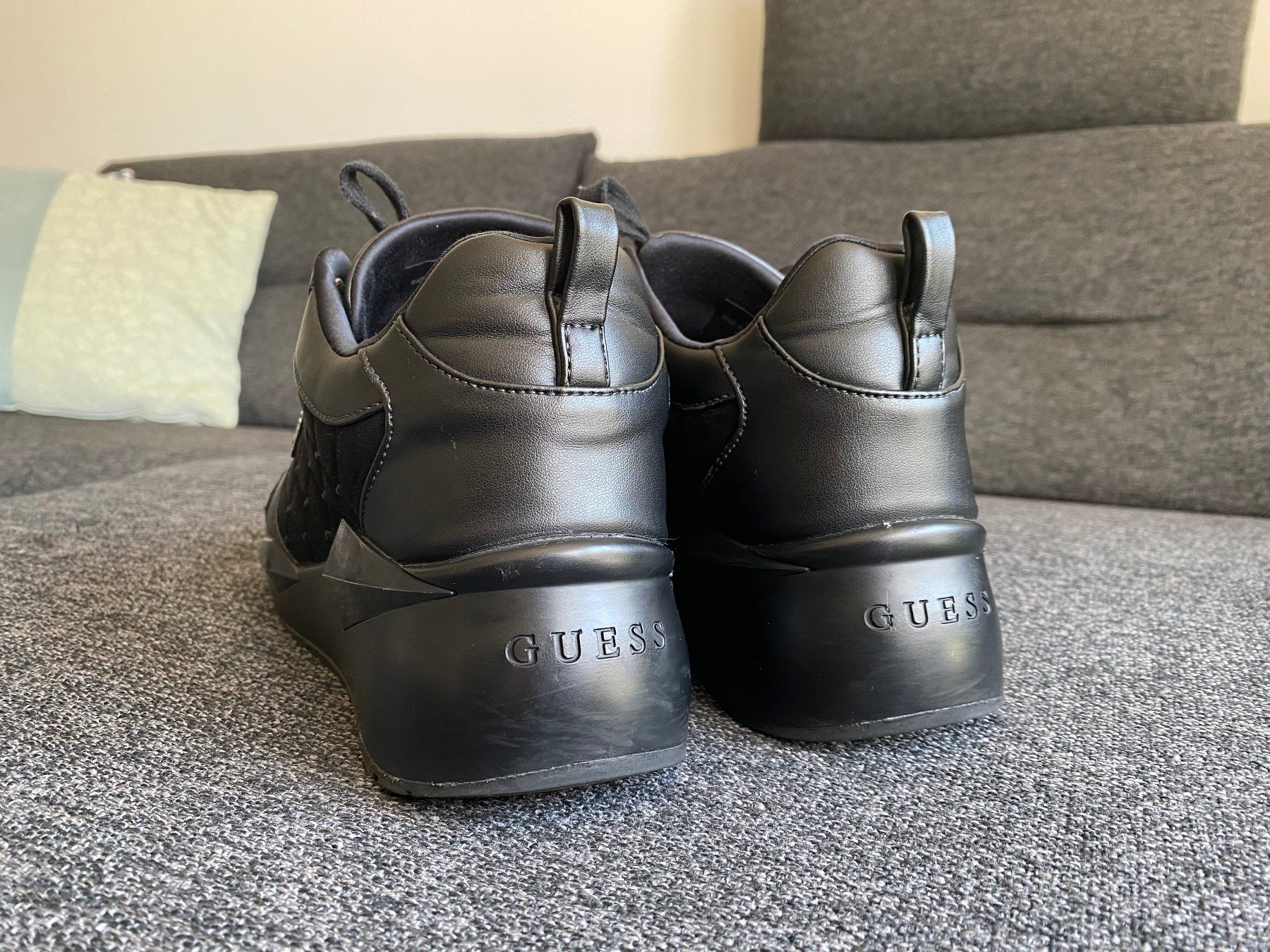 Guess Scarpe da donna: Guess Damen Snickers, 41 – Usato da Basel venduto da h4w_h5bq 3
