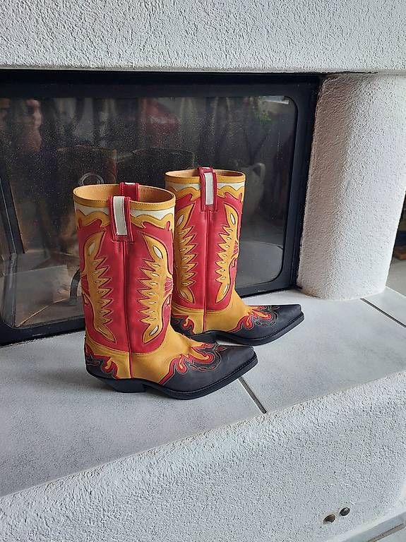 Chaussures femmes: Coole Cowboy Stiefel – D'occasion à Biel/Bienne par ChZ10
