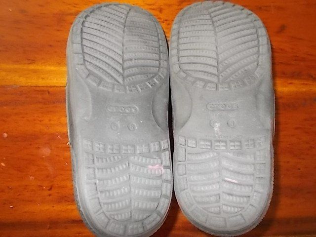 Crocs Damenschuhe: Crocs W8 – Gebraucht aus Chexbres von indi03 1