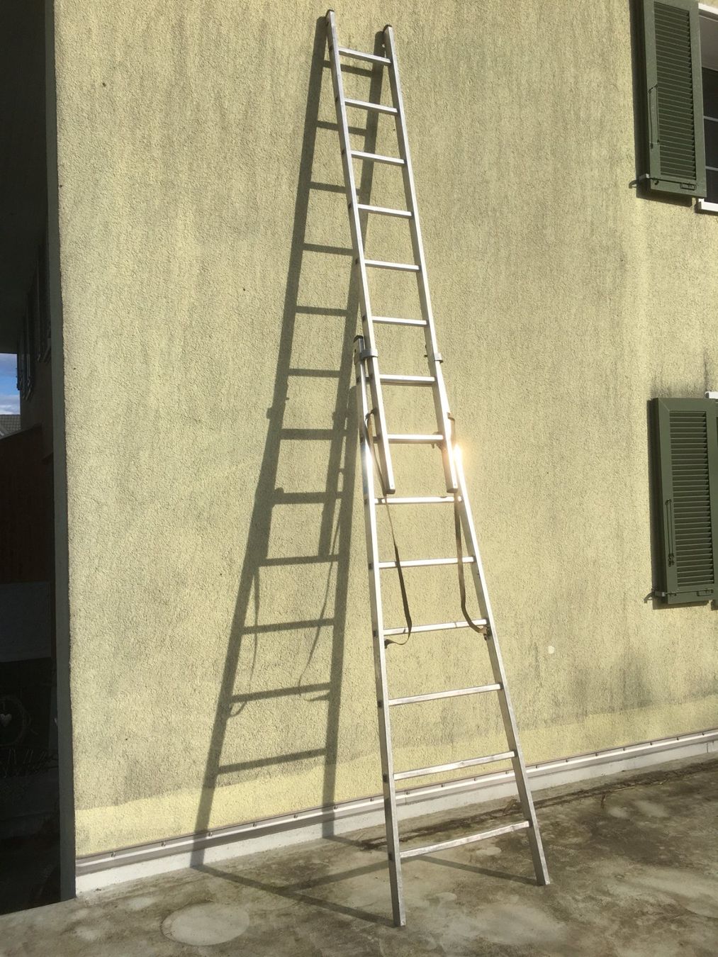 Zarges Leitern: Alu-Bockleiter Anstelleiter – Gebraucht aus Neukirch (Egnach) von  1