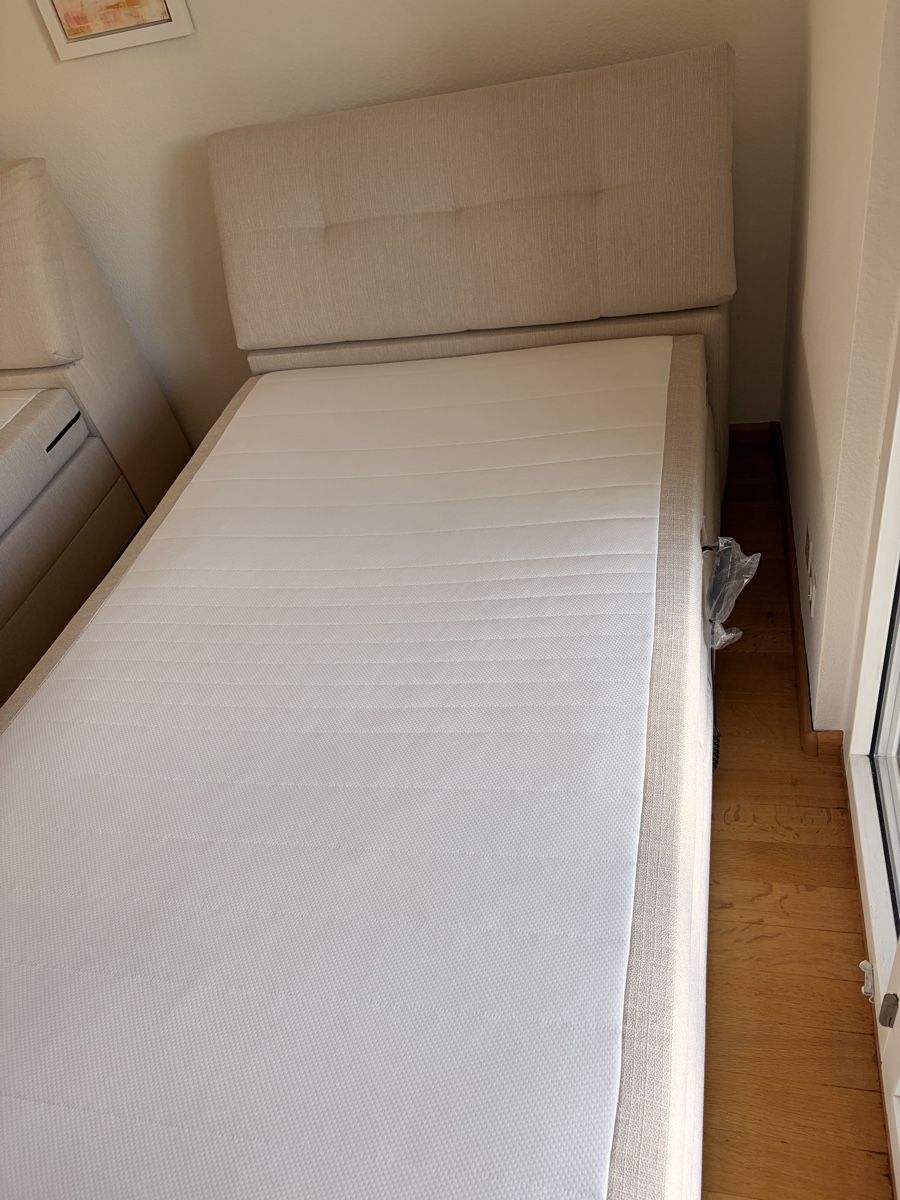 Letti: One or two Adjustable Single Bed Frame, excellent condition! – Nuovo (secondo la descrizione) da Muttenz venduto da mheimsoth 4
