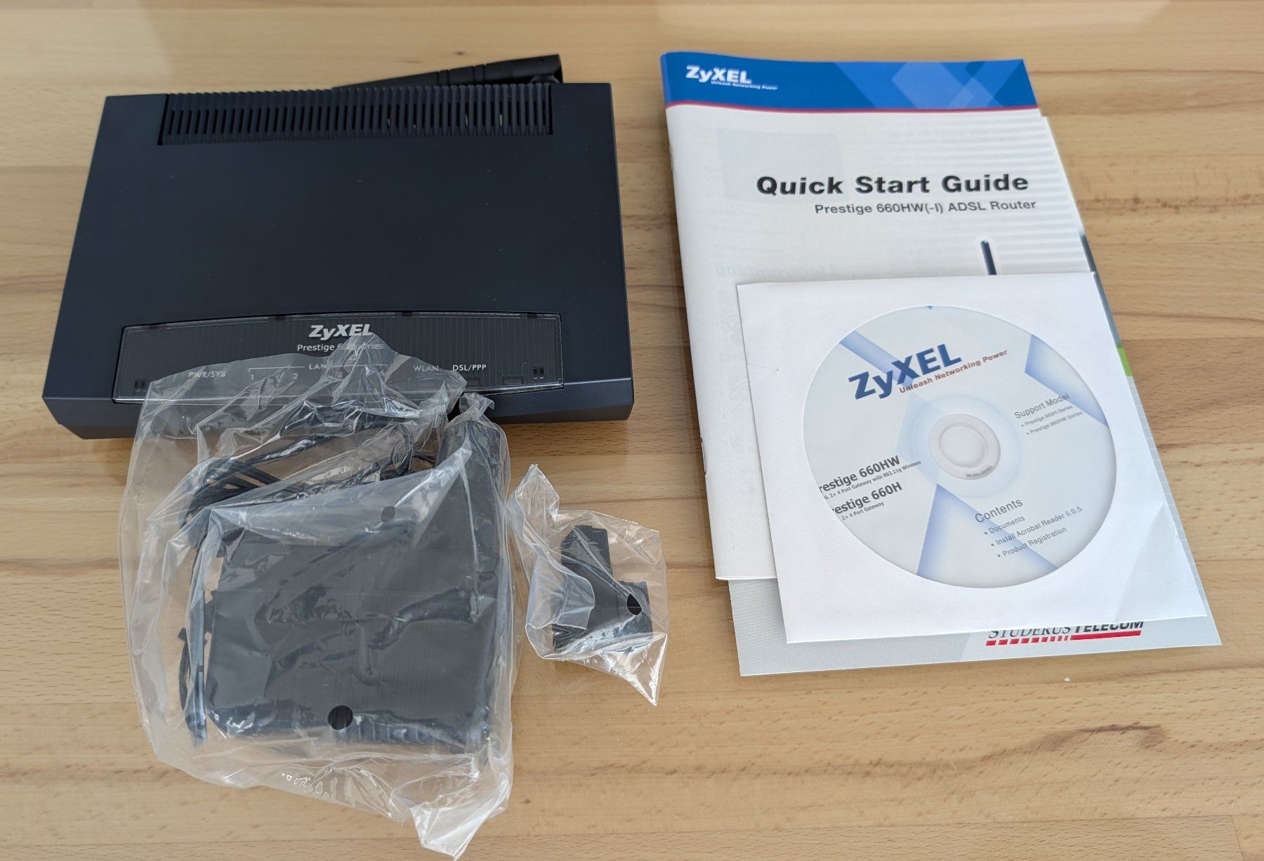 Zyxel Modem & Router: Zyxel Prestige 660HW Router – Nuovo (secondo la descrizione) da Bülach venduto da ttk_9r2s 1