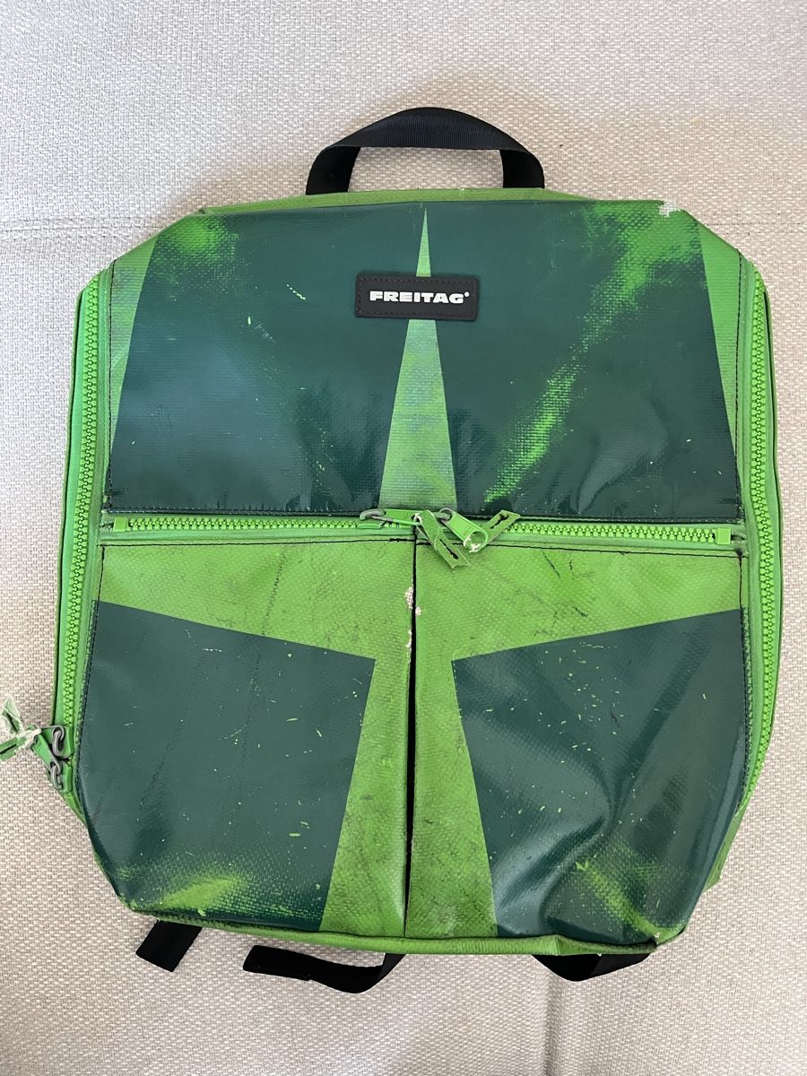 Freitag Sacs à dos: Freitag Backpack green good condition  – D'occasion à Lausanne par Danash