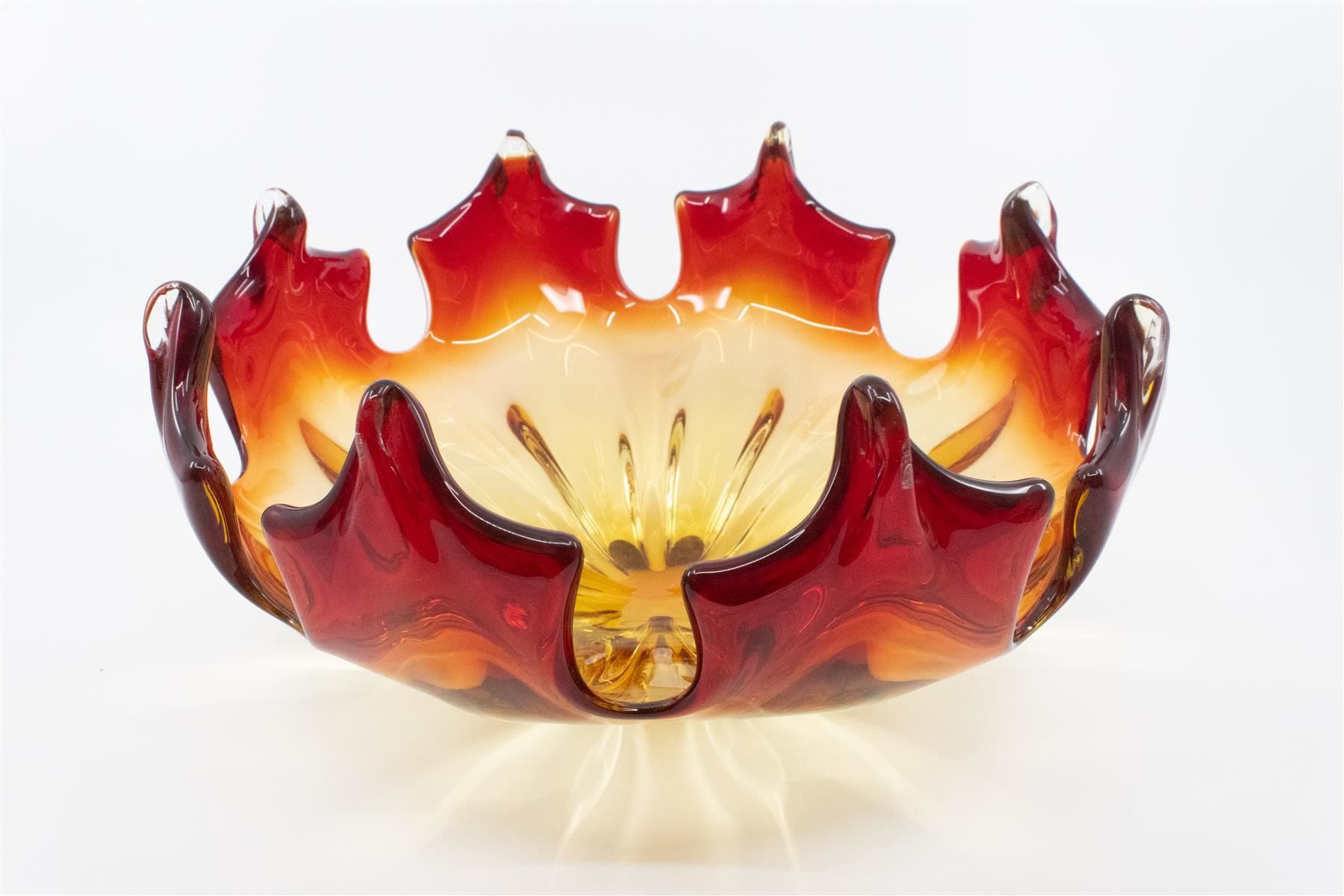 Bicchieri: Grosse Glasschale Ahornblatt – Usato da Zürich venduto da ZuercherBrockenhaus 1
