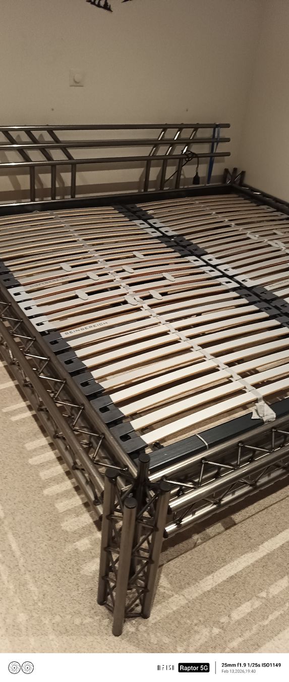 Letti: Bett Truss Traversen 2x2m – Usato da Hallau venduto da Tmn02 3