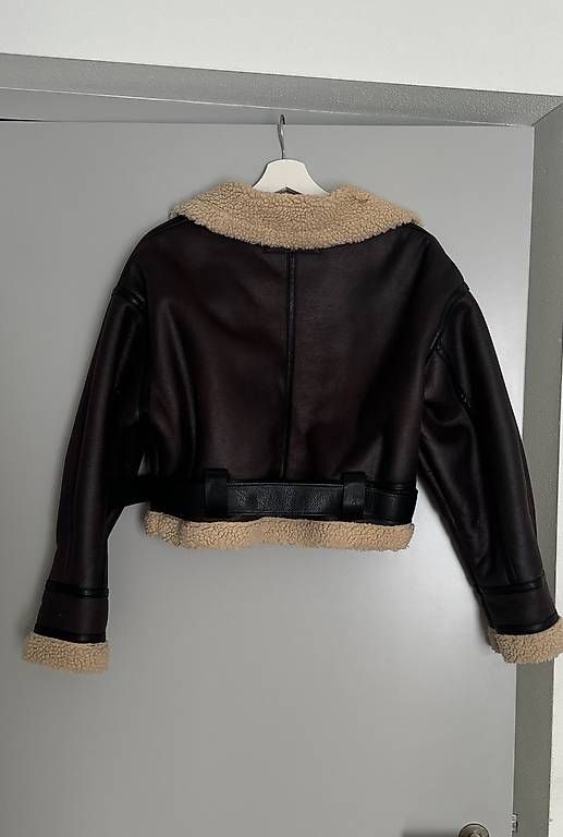Jacken: Zara Jacke kurz Gr.S – Gebraucht aus Dierikon von san_9tc9 1