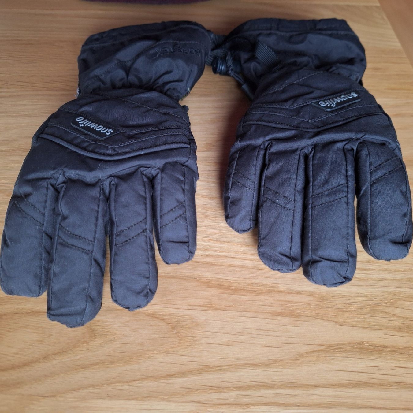 Snowlife Guanti: Snowlife Gore-Tex Skihandschuhe, Gr. 8, Schwarz – Usato da Hettenschwil venduto da Schneuggi2 3