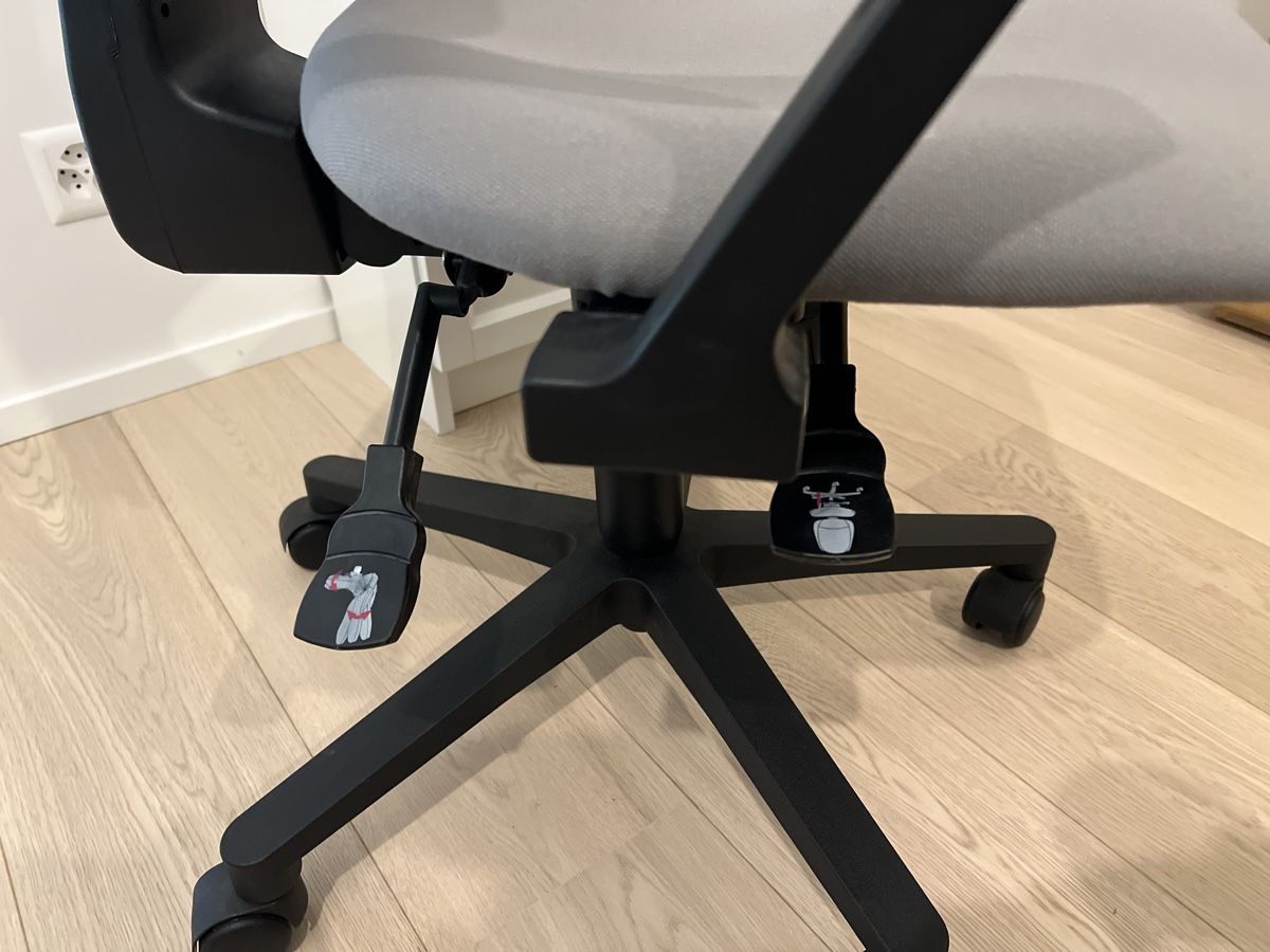 Sedie: Office chair – Nuovo (secondo la descrizione) da Corsier GE venduto da Karol_save_planet 5