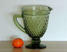 Pichet ananas en verre pressé vert, 1 litre