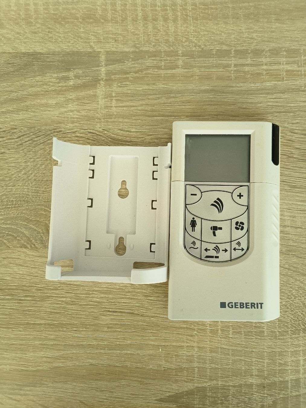 Geberit Telecomandi: Geberit 5000 plus 6000 dusch wc fernbedienung  – Usato da Basel venduto da elg_qnd9 1
