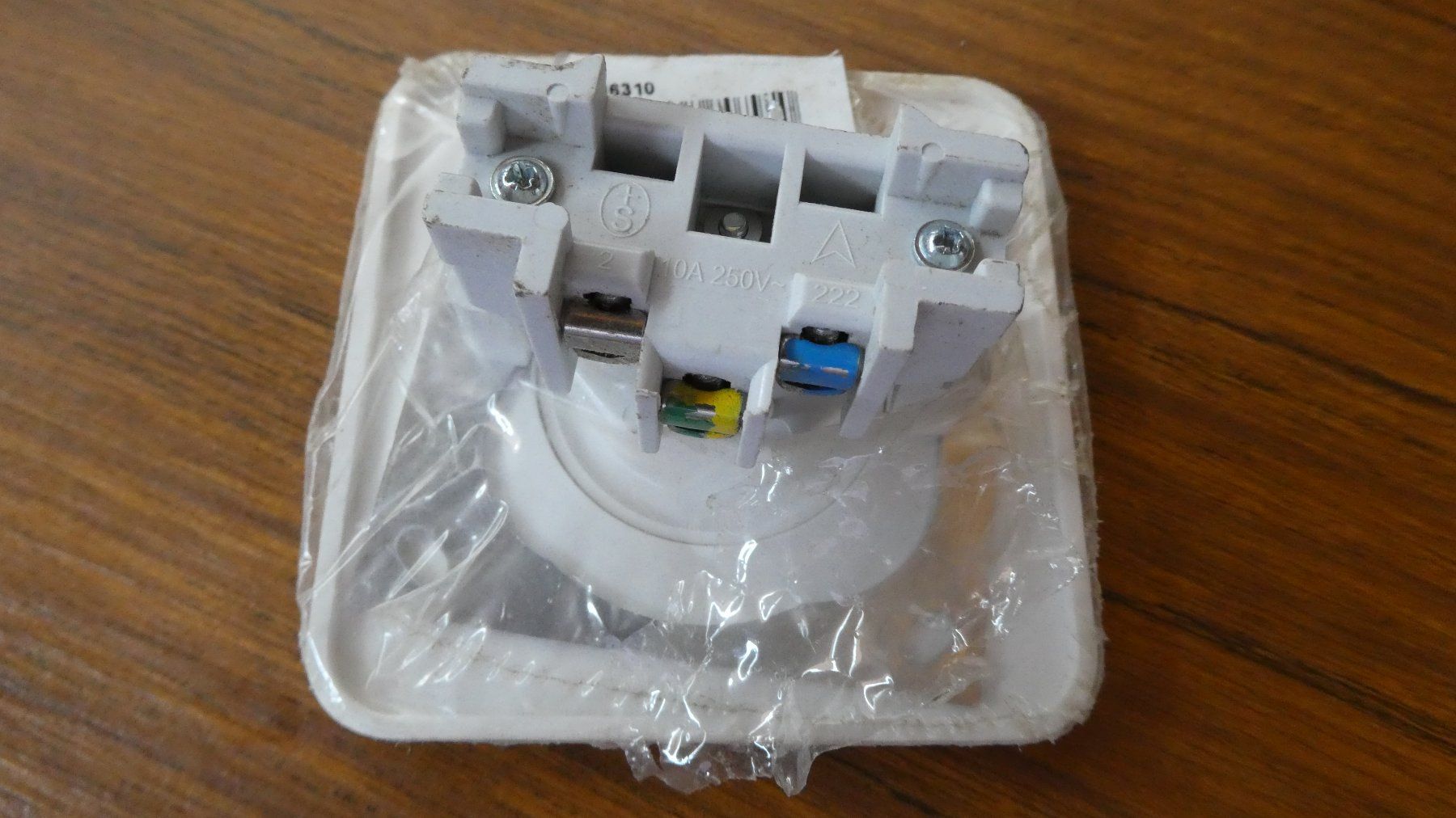 Spine: UP Steckdose T13 – Nuovo e nell'imballaggio originale da Lausen venduto da Vectrex1 1