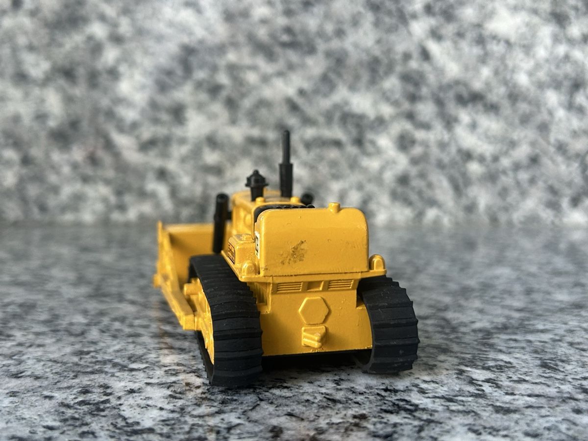 Caterpillar Kit di modellismo & Modellini statici: Caterpillar D6 – Usato da Horw venduto da Tigercat635 2