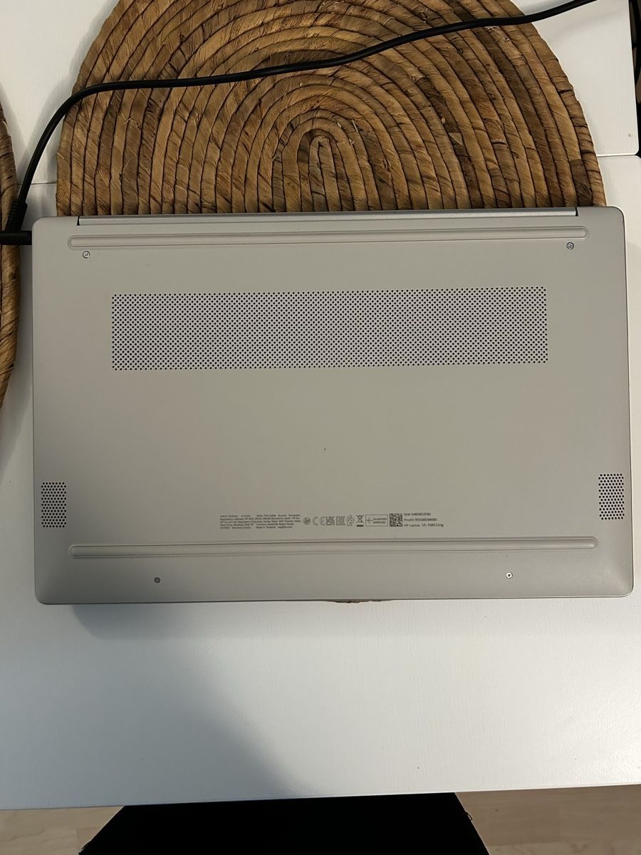 Hewlett Packard Notebook: HP Laptop zu Verkaufen – Nuovo (secondo la descrizione) da Näfels venduto da nao_zv2n 2