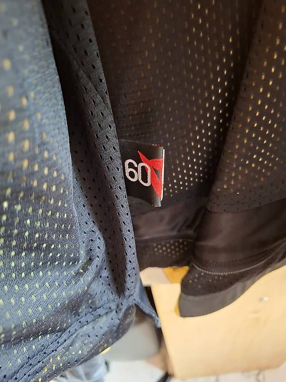 Giacche: Blouson Cuir Ducati XXXXL/60 – Usato da St-Sulpice VD venduto da yoan_ide_35 4