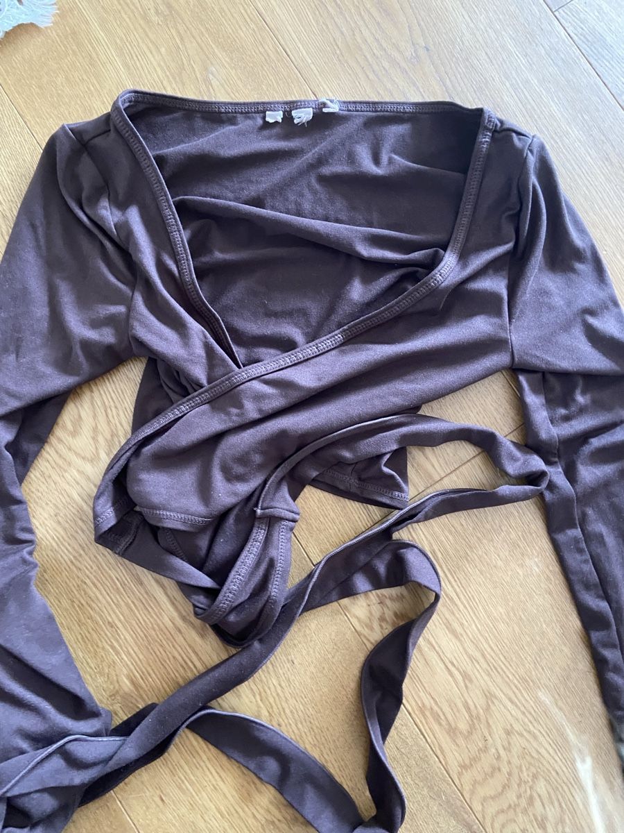 H&M Tops: Brown yoga top – D'occasion à Walchwil par ann_ckz6 1