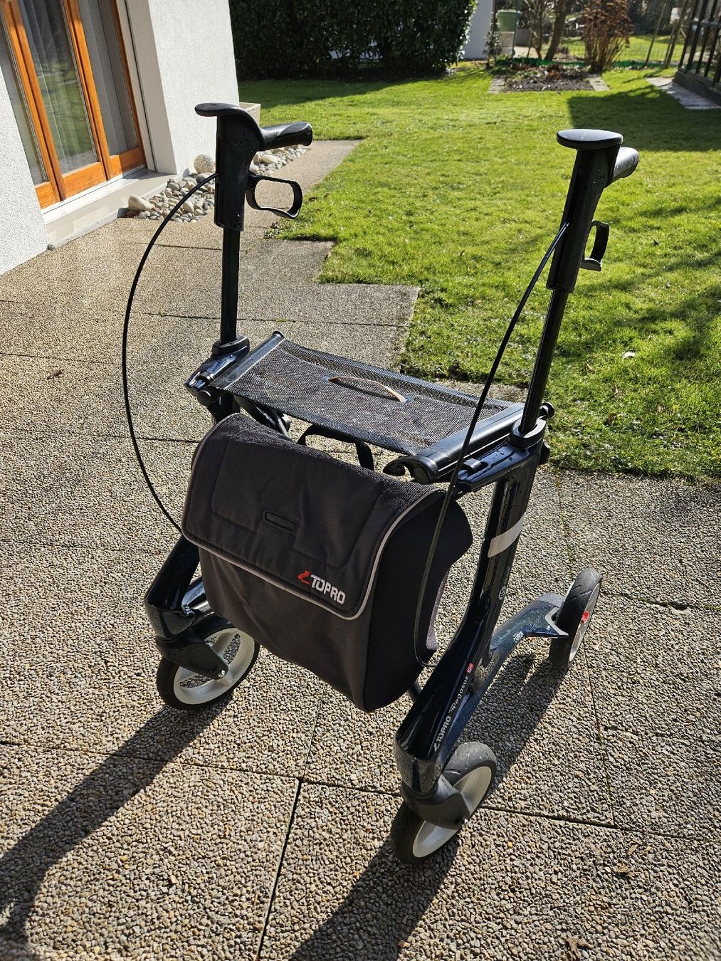 Ausili per la deambulazione: TOPPRO ROLLATOR Pegasus Carbon mit Zubehör! – Nuovo (secondo la descrizione) da Langendorf venduto da Apricot1 6