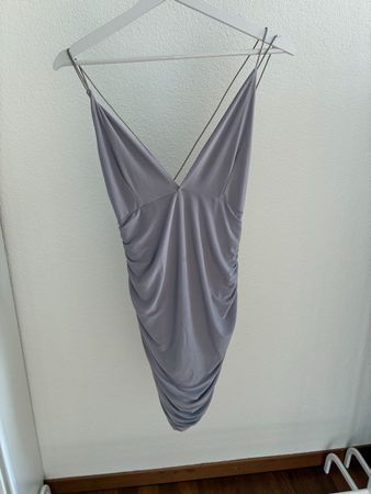 Robe Missguided courte drapée gris taille standard