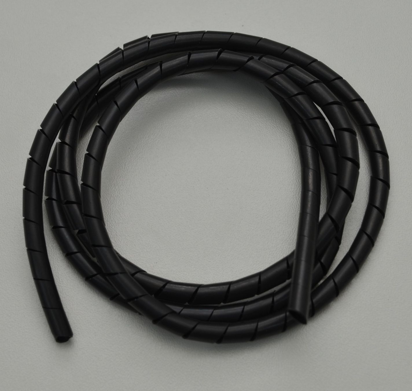 Modellismo RC: Spiroschlauch 6mm Schwarz 1Meter – Nuovo e nell'imballaggio originale da Rüti venduto da MSRCModelle 1