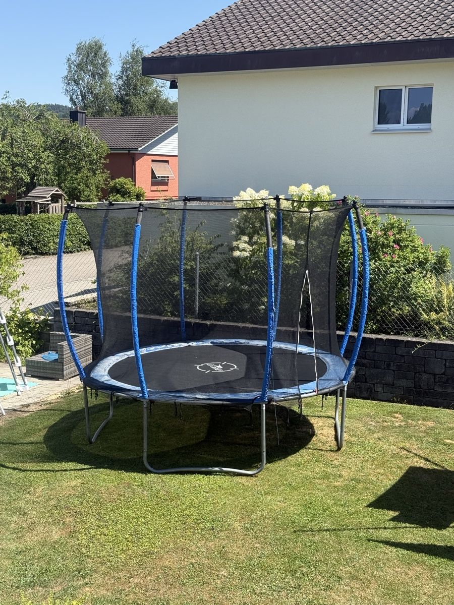 Trampolines: Trampolin – D'occasion à Dussnang par ow4711 2
