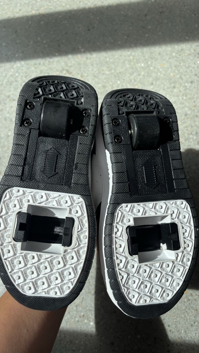 Pattini in linea & Pattini a rotelle: Kinder Rollschuhe / Schuhe mit abnehmbare Rollen – Nuovo (secondo la descrizione) da Winterthur venduto da rosa1991 1
