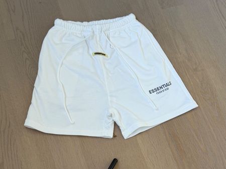 Essentials Shorts M