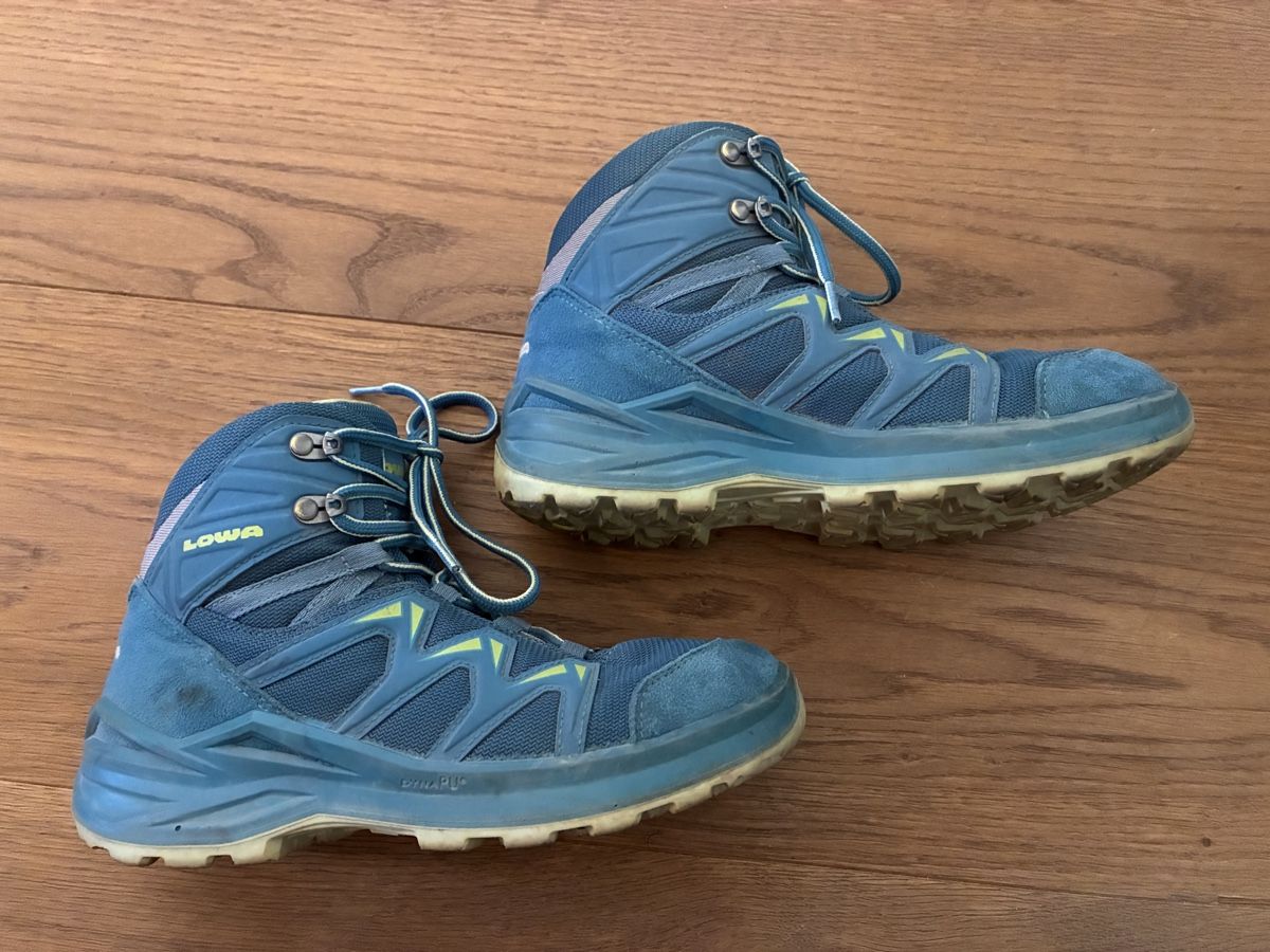 Lowa Scarpe per ragazzi: Wanderschuhe Kinder Grösse 34 – Usato da Flums venduto da Roniflu 1