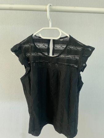 Schickes schwarzes Spitzen-Top, Grösse M, ideal für Sommer!