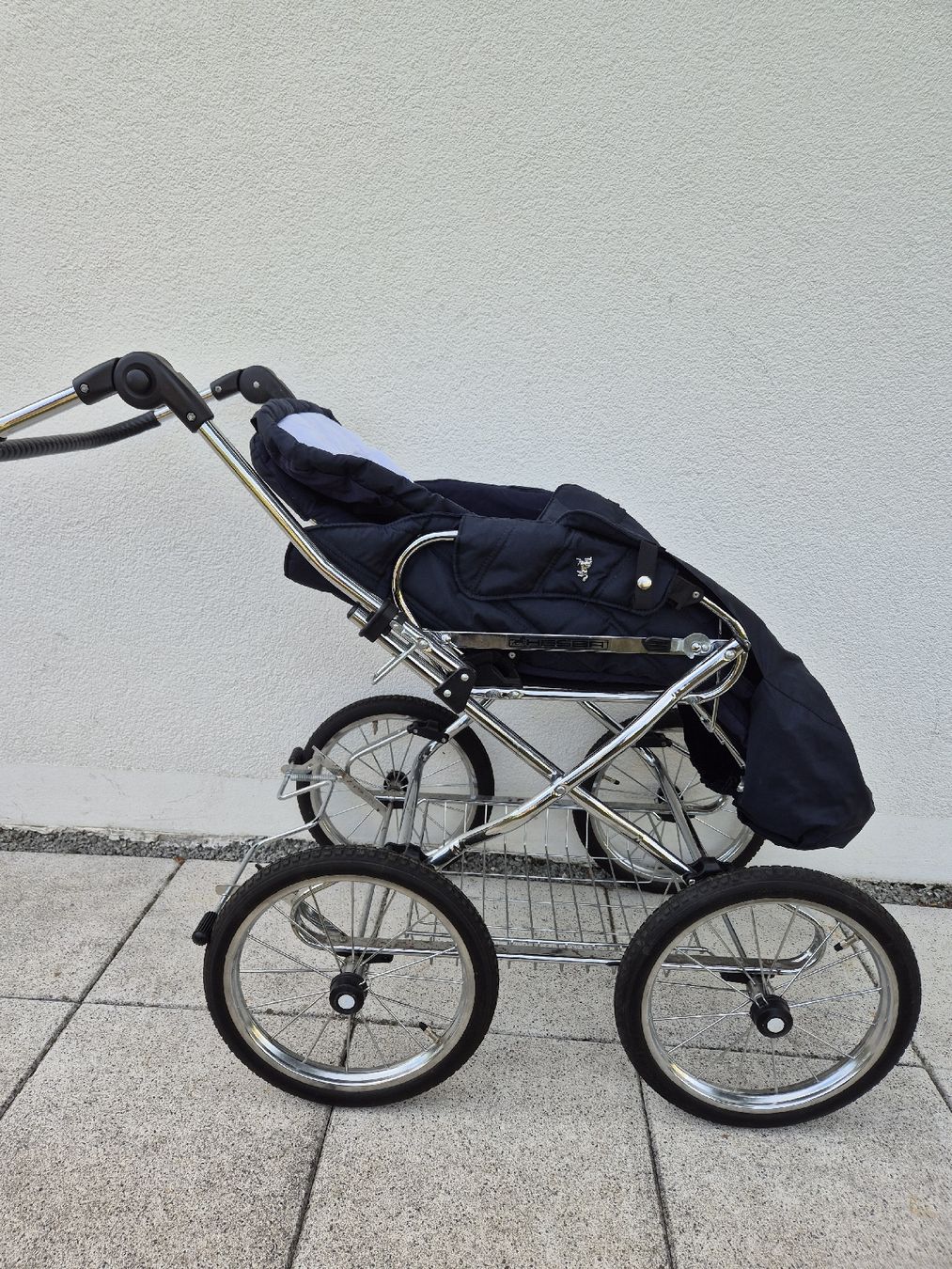 Carrozzine: Hesba Kinderwagen / Ersatzteile – Difettoso da Steinen venduto da sius21
