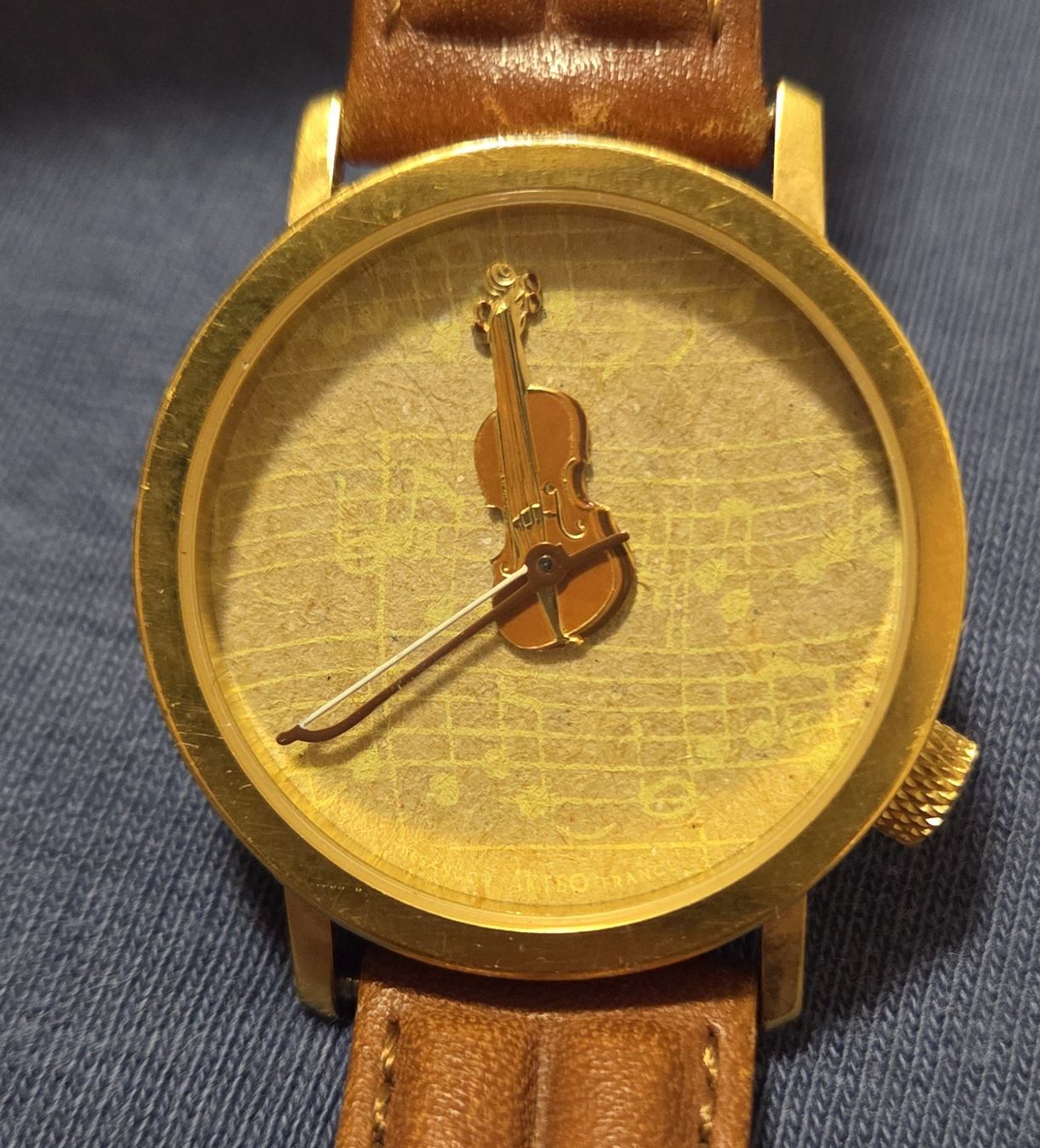 Orologi: Lot de 2 montres - thème musique – Usato da Neyruz FR venduto da RocketRide 1