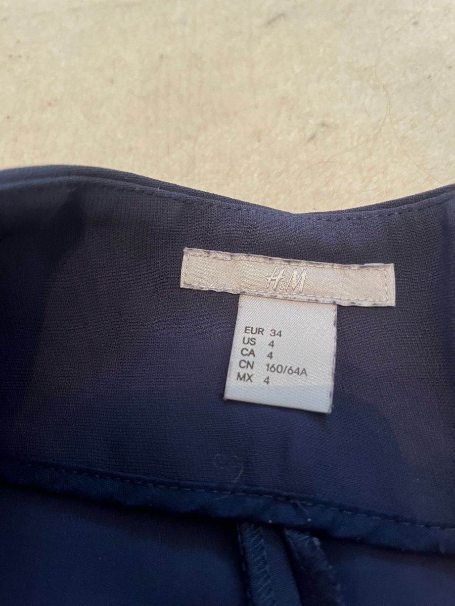H&M Hosen: Short élégant H&M 36 – Neu (gemäss Beschreibung) aus Aigle von sow_m7gm 7