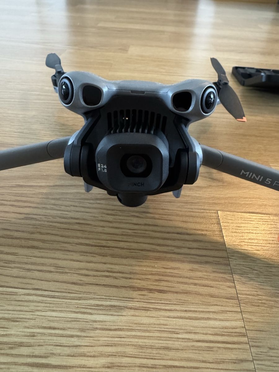 DJI Modellismo RC: DJI Mini 5 Pro inkl. 2x Akkus / RC 2 / ND-Filter Set – Nuovo (secondo la descrizione) da Luzern venduto da Marlito18 4