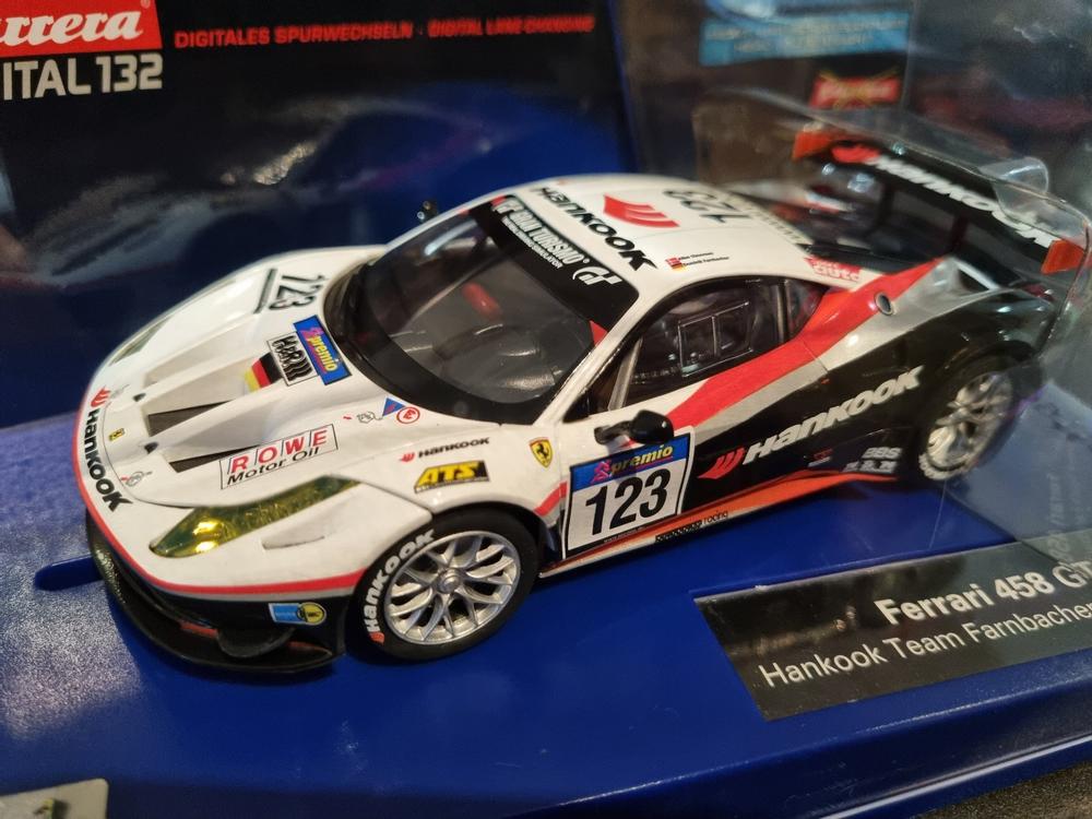 Carrera Digital 132 Ferrari 458 Italia GT2 Hankook Team Farn