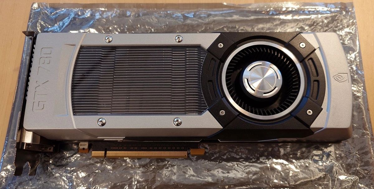 Grafikkarten: GeForce GTX 780 3GB founder édition – Gebraucht aus La Chaux-de-Fonds von Honit.ch