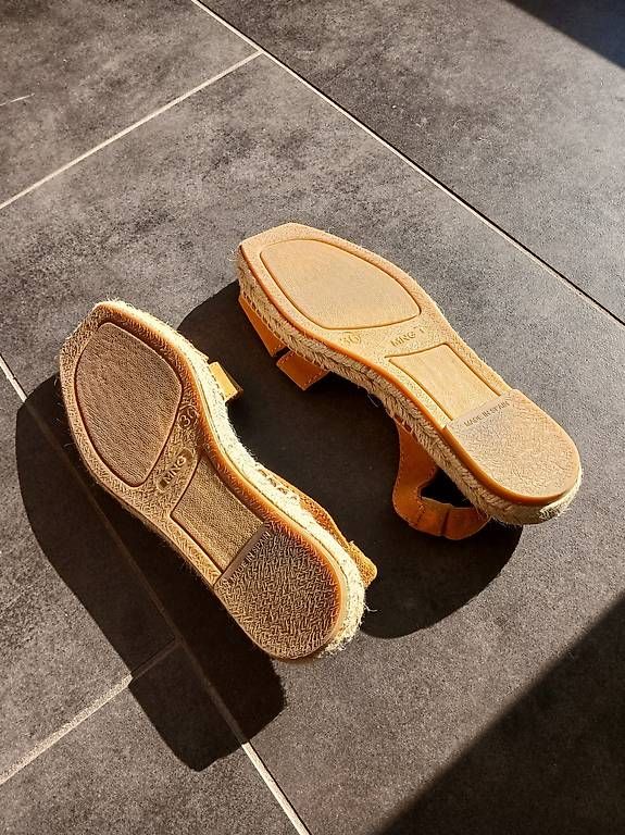 Scarpe da donna: Espadrilles / Sandalen – Usato da Winterthur venduto da Clari1 2