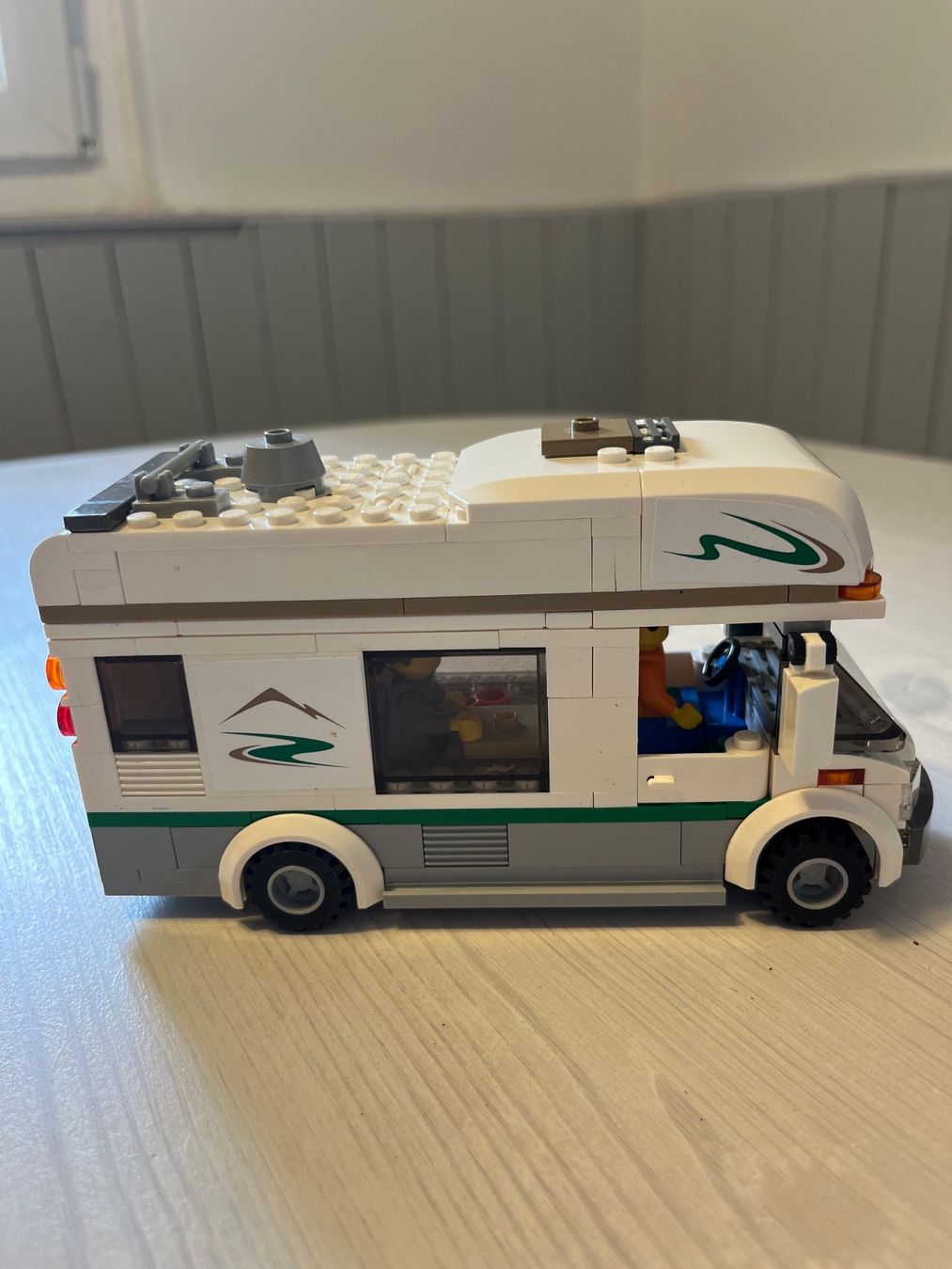 Lego Kit di costruzioni: Lego Campervan Set 4205 guter Zustand – Usato da Tafers venduto da JP911 1