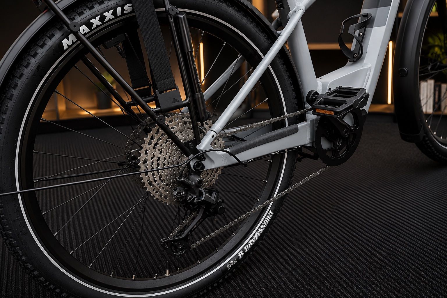 Biciclette: Canyon Pathlite L GPS Alarm power motor – Nuovo (secondo la descrizione) da Le Mont-sur-Lausanne venduto da swisssail 6