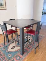 Table à manger haute et ses 4 sièges