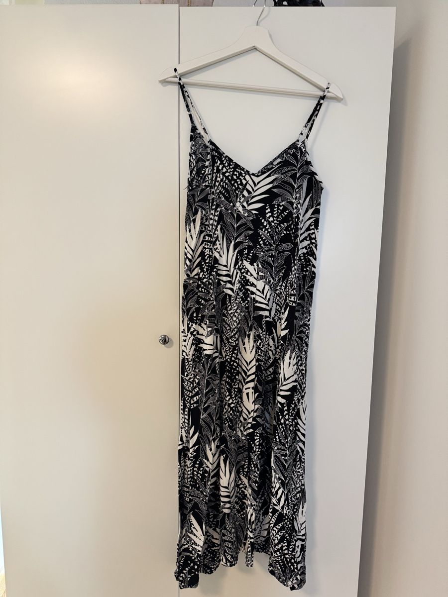 Vestiti: Sommerkleid – Nuovo (secondo la descrizione) da Itingen venduto da miriampetrucci