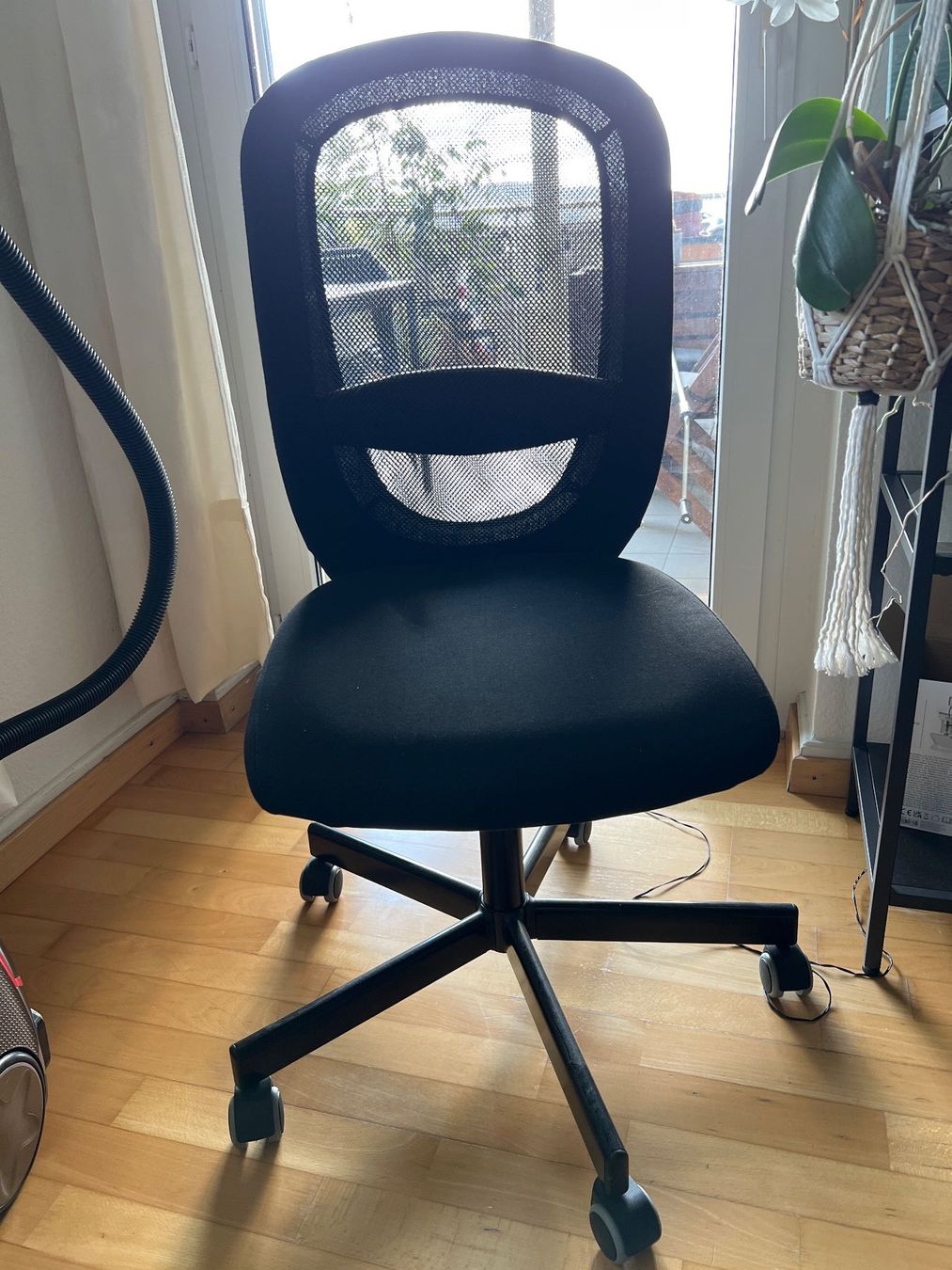 Ikea Chaises: Ikea flintan office chair black – D'occasion à Zürich par ItzySprsonic 2