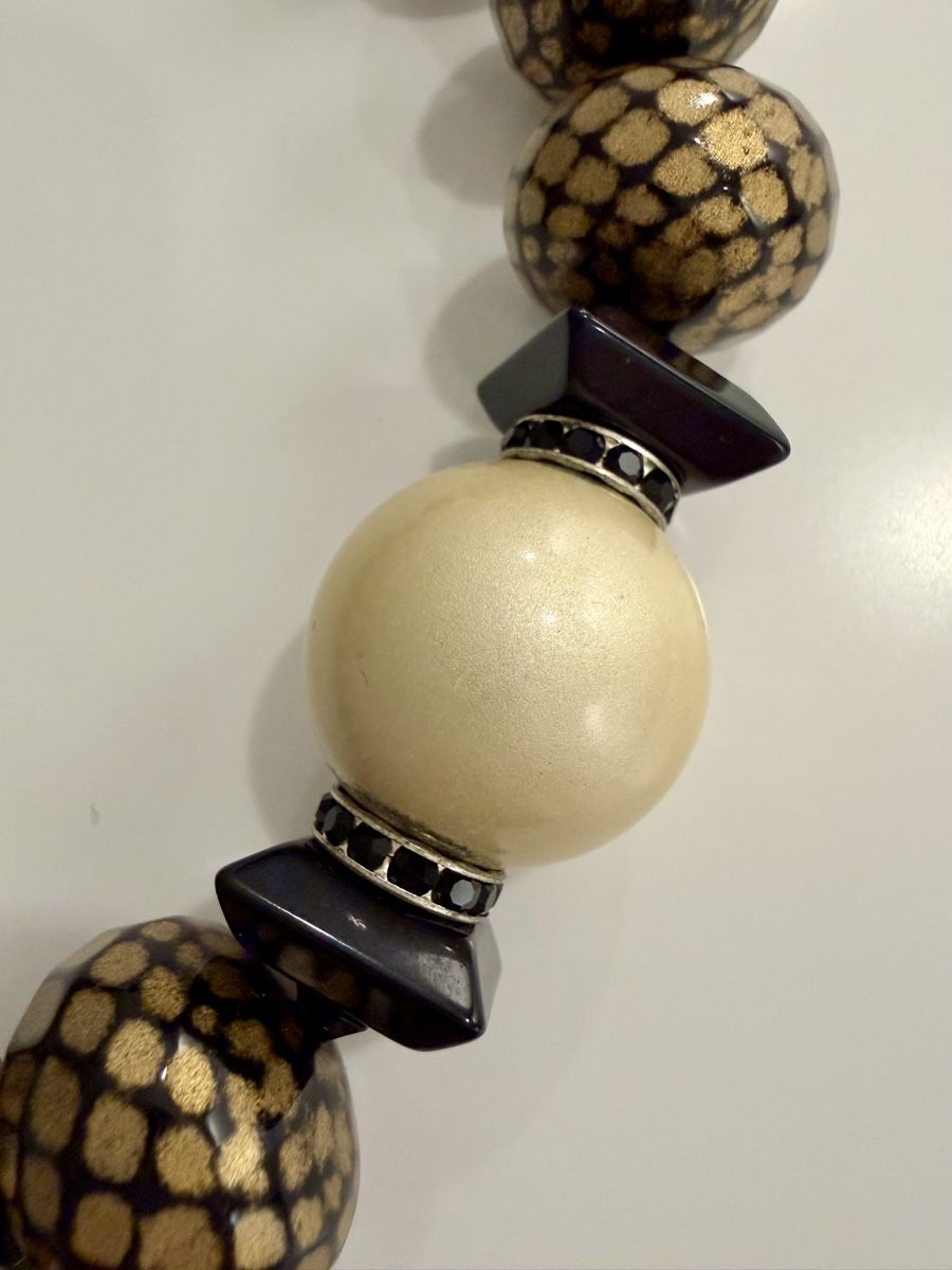 Catenine: Collana in resina Angela Caputi – Usato da Andermatt venduto da DCC_70 1