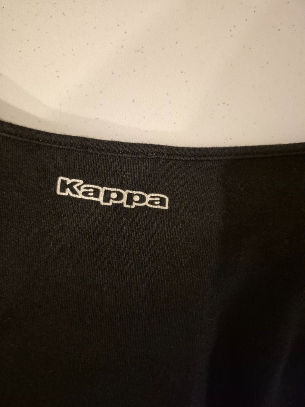 Kappa T-Shirts: Schwarzes Kappa T-Shirt, Gr. L – Gebraucht aus La Neuveville von Vestiaire_2011 1