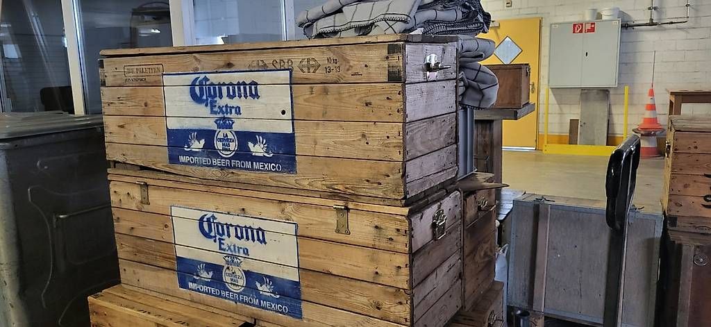 Casse di trasporto: Sitzkisten mit Scharnier/Deckel Corona – Usato da Rheineck venduto da inf_kv7d 2