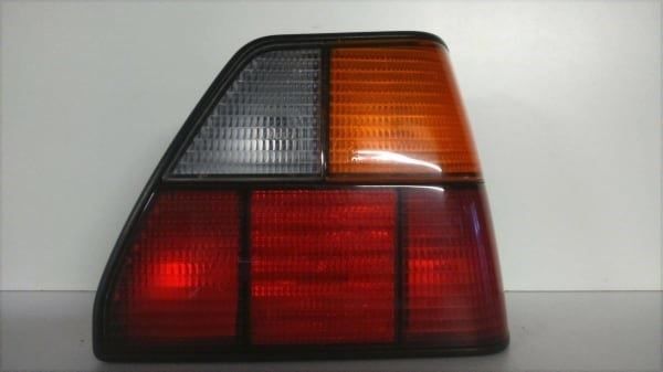VW Fari: VW Golf 2 Rückleuchte > rechts. – Usato da Ibach venduto da Zingi73