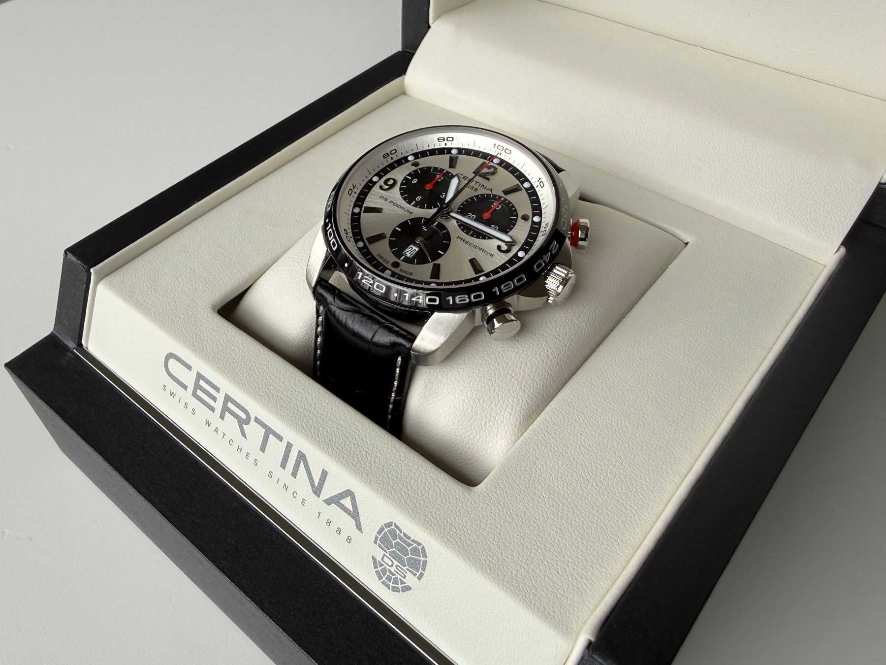 Certina Orologi: Certina DS Podium Big Size Chrono Precidrive 1/100 – Nuovo (secondo la descrizione) da Luzern venduto da Cabriolet 8